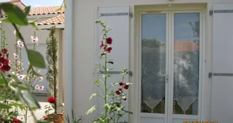 Meublé de M. et Mme Etournaud Meublé de M. et Mme Etournaud
