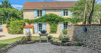 Maison du figuier 1799 Wisteria Maison du figuier 1799 Wisteria