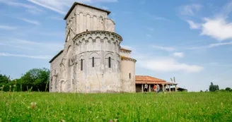 Eglise de St Aulais la Chapelle