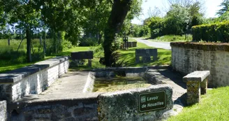 Lavoir de Nouailles - Anais